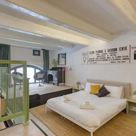 The 1br Home, Steps From Seafront Appartamento