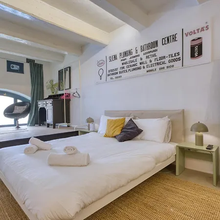 The 1br Home, Steps From Seafront Appartamento